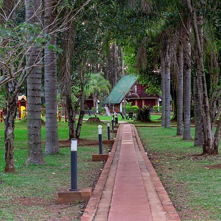 Cabanas El Refugio Del Mensu Пуерто-Іґуасу Екстер'єр фото