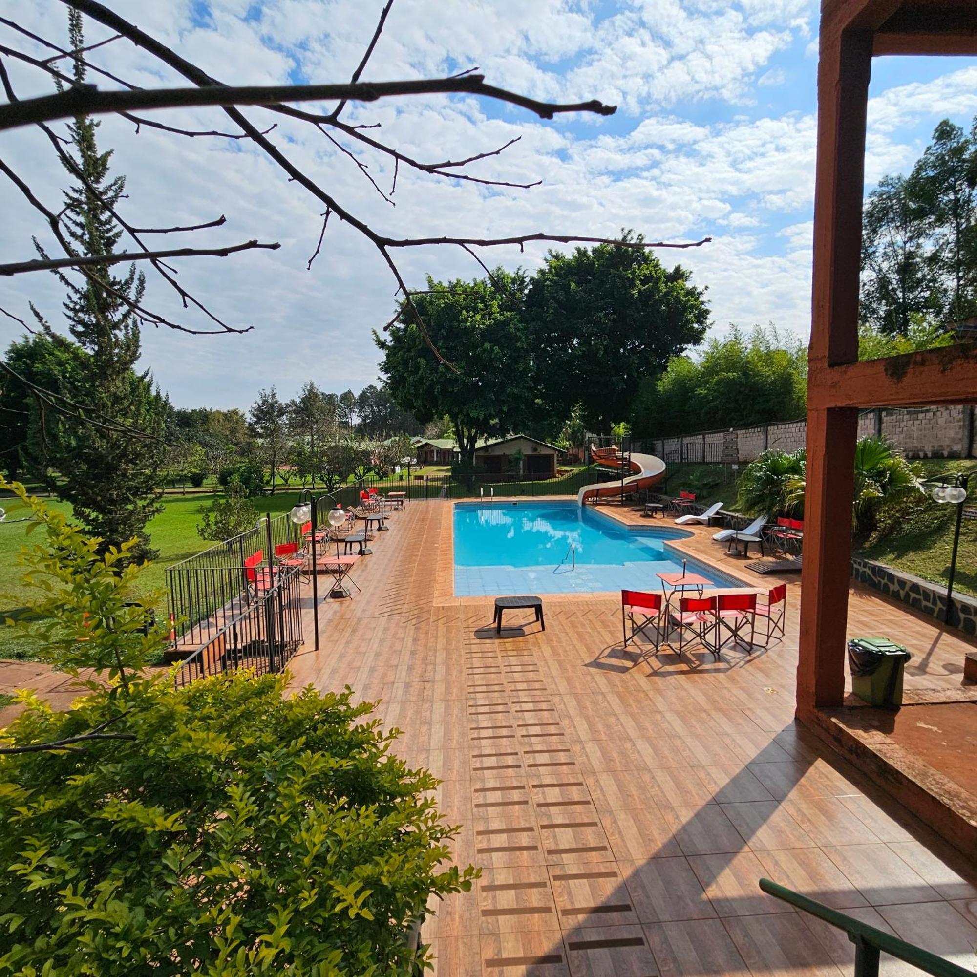 Cabanas El Refugio Del Mensu Пуерто-Іґуасу Екстер'єр фото